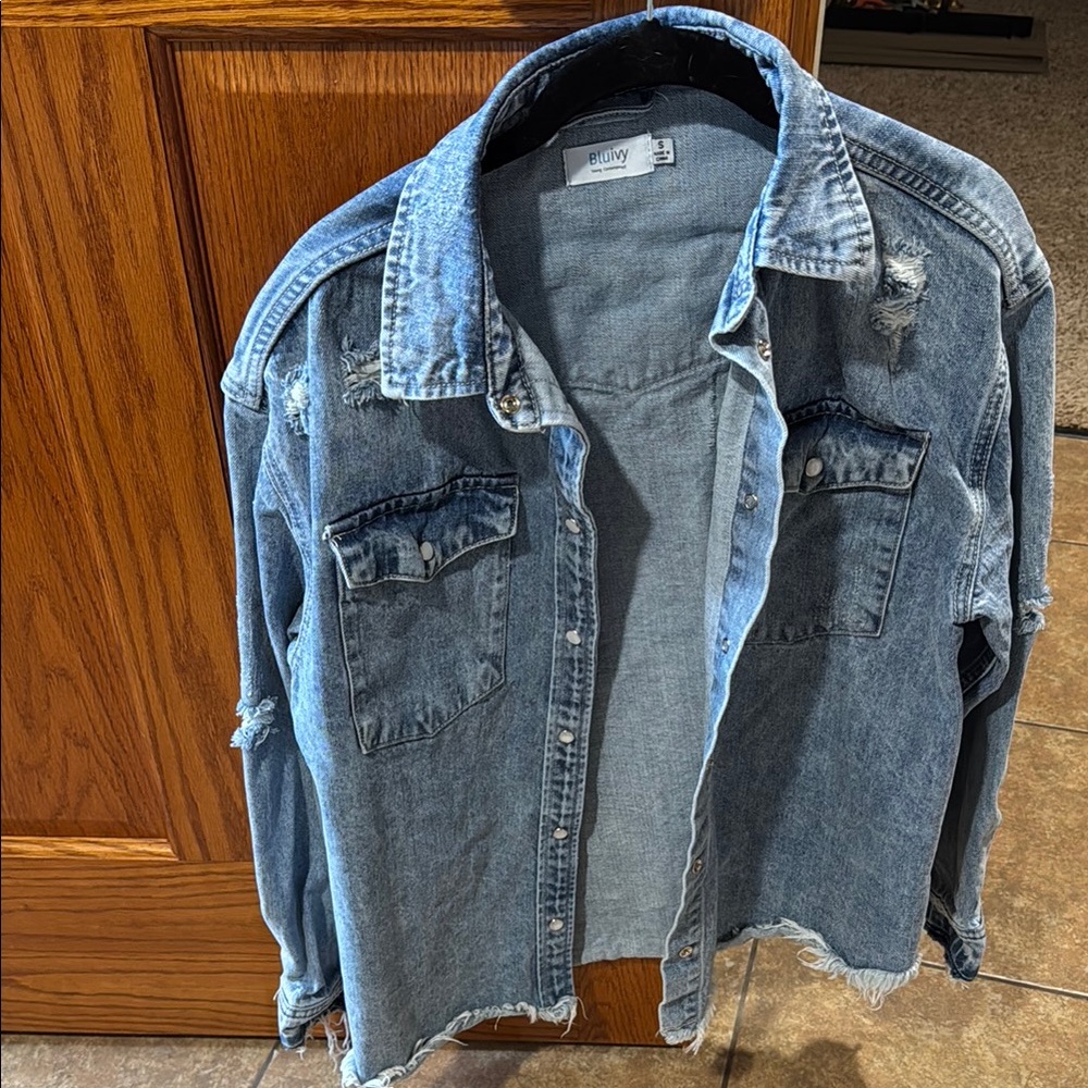 Bluivy Distressed Denim Jacket
